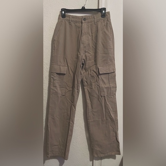 Stradivarius Straight Leg Cargo Pants Stone 6 - Picture 1 of 4